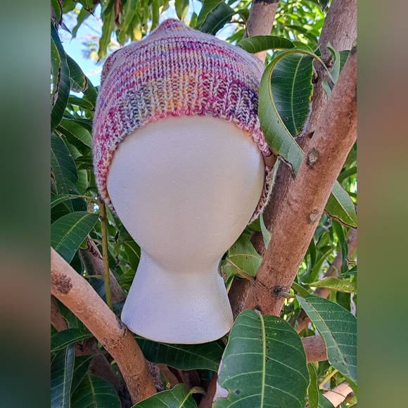 Hand Knit Beanie Hat Stocking Cap Premium Merino Wool Multicolor White Pink - Picture 10 of 16